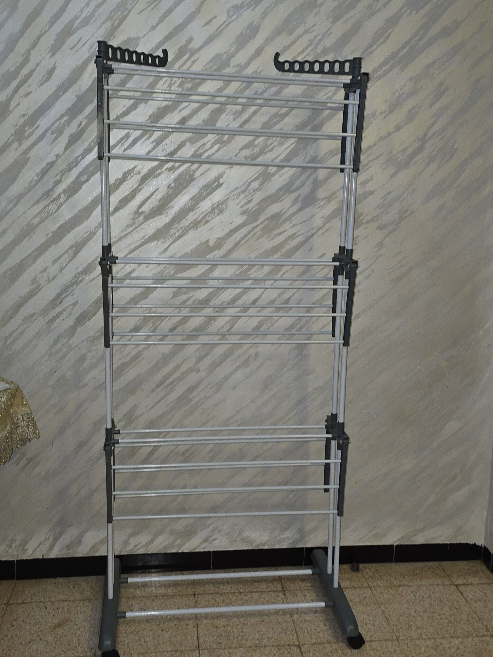 منشر الملابس (ساش لانج ) - الصورة 4